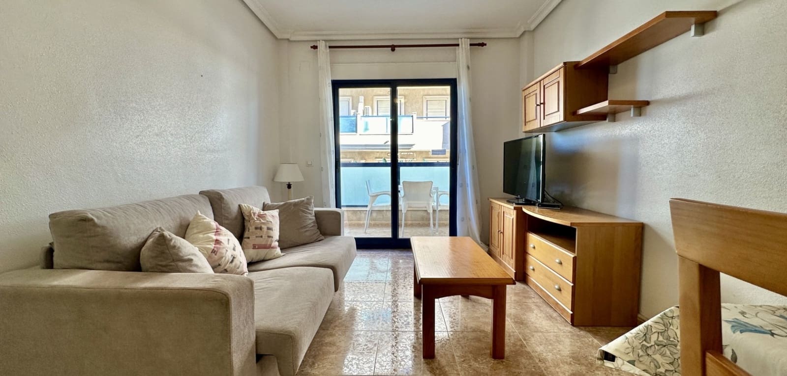 2 Zimmer Apartment zu verkaufen in Orihuela Costa mit Pool Garage - 185.000 € (Ref: 9830101)