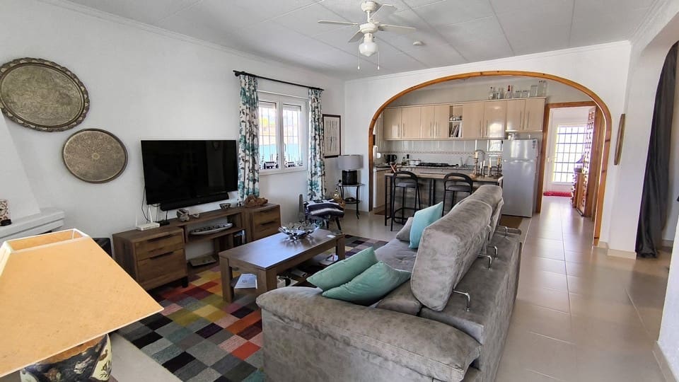 3 Zimmer Villa zu verkaufen in Torrevieja mit Pool - 339.950 € (Ref: 9830102)