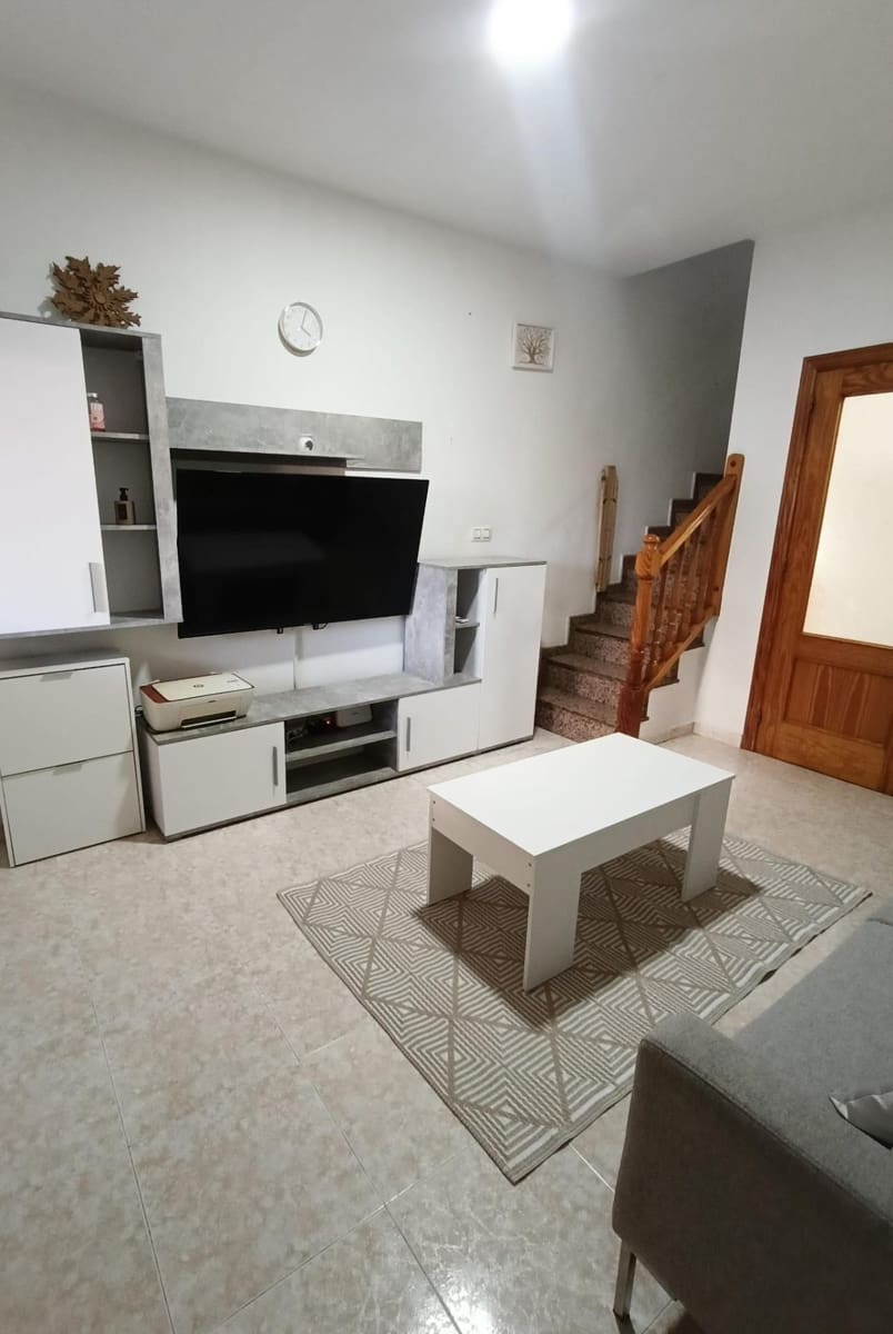 4 sovrum Radhus till salu i Torrevieja med pool - 187 900 € (Ref: 9831370)