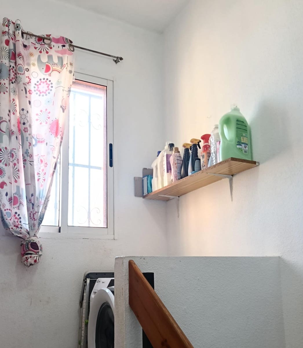 4 sovrum Radhus till salu i Torrevieja med pool - 187 900 € (Ref: 9831370)