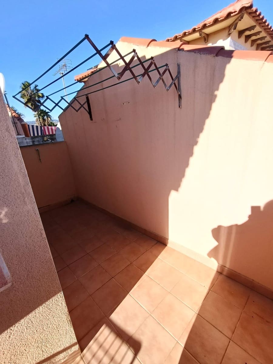 4 sovrum Radhus till salu i Torrevieja med pool - 187 900 € (Ref: 9831370)