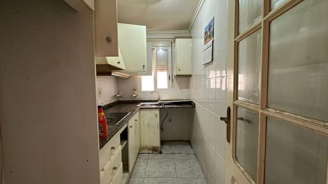 2 slaapkamer Appartement te koop in Torrevieja - € 119.900 (Ref: 9831378)