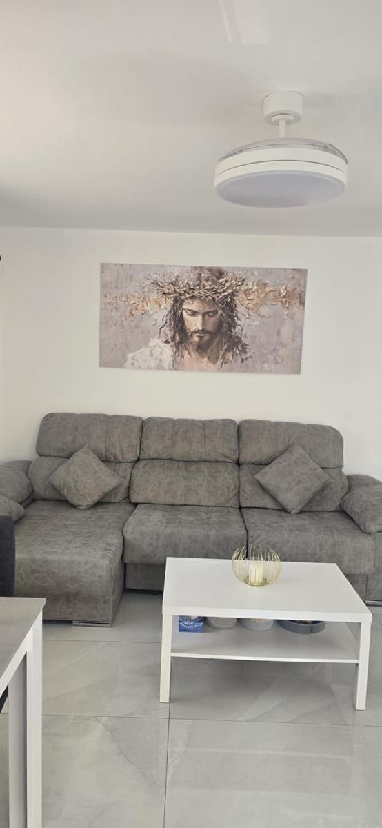 3 slaapkamer Appartement te koop in Torrevieja met zwembad - € 249.900 (Ref: 9831381)