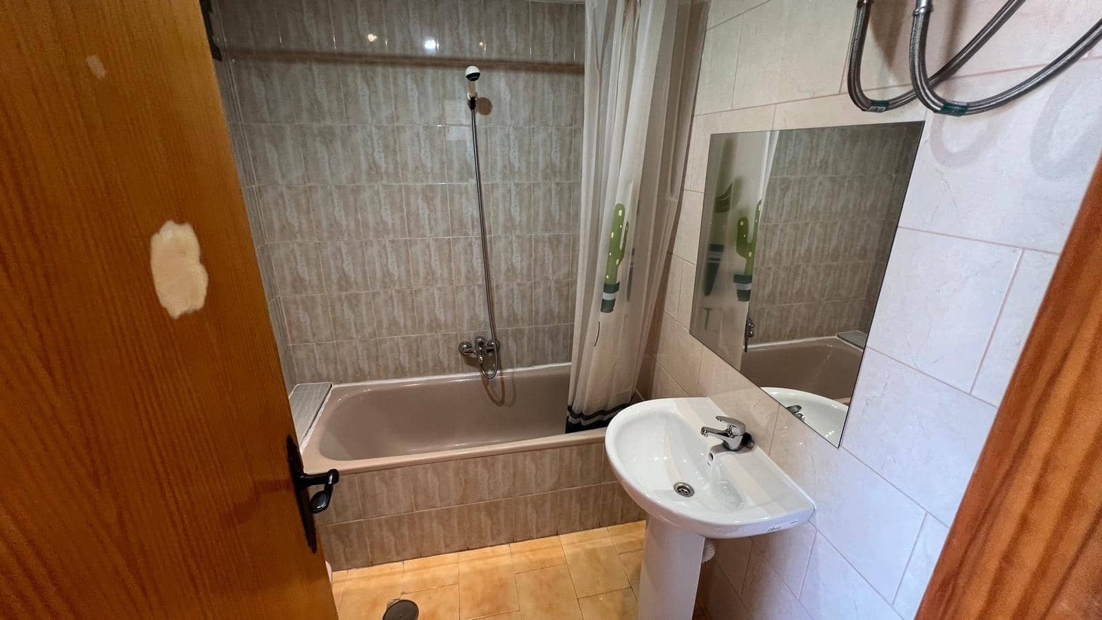 Estudio de 1 habitación en Torrevieja en venta - 83.900 € (Ref: 9831401)