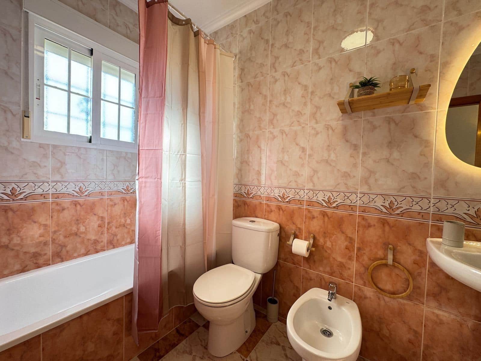 2 soveværelse Rækkehus til salg i Orihuela Costa med swimmingpool - € 219.900 (Ref: 9831413)