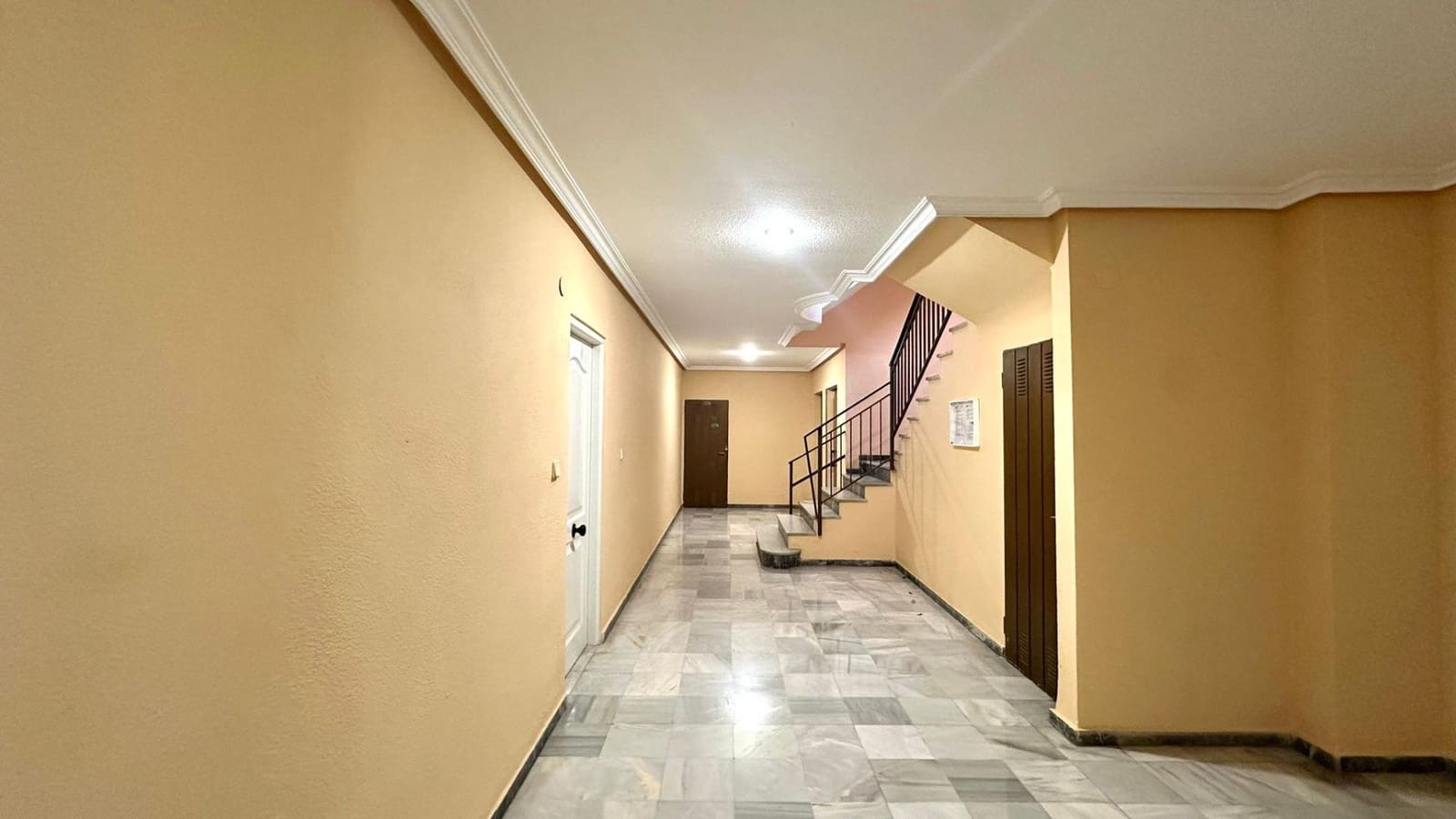 3 sovrum Lägenhet till salu i Torrevieja - 159 900 € (Ref: 9831414)