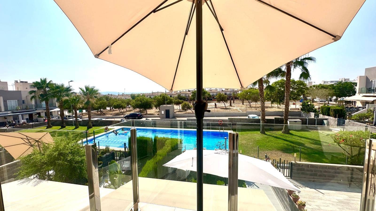 2 bedroom Terraced Villa for sale in Torrevieja with pool - € 274,900 (Ref: 9831425)