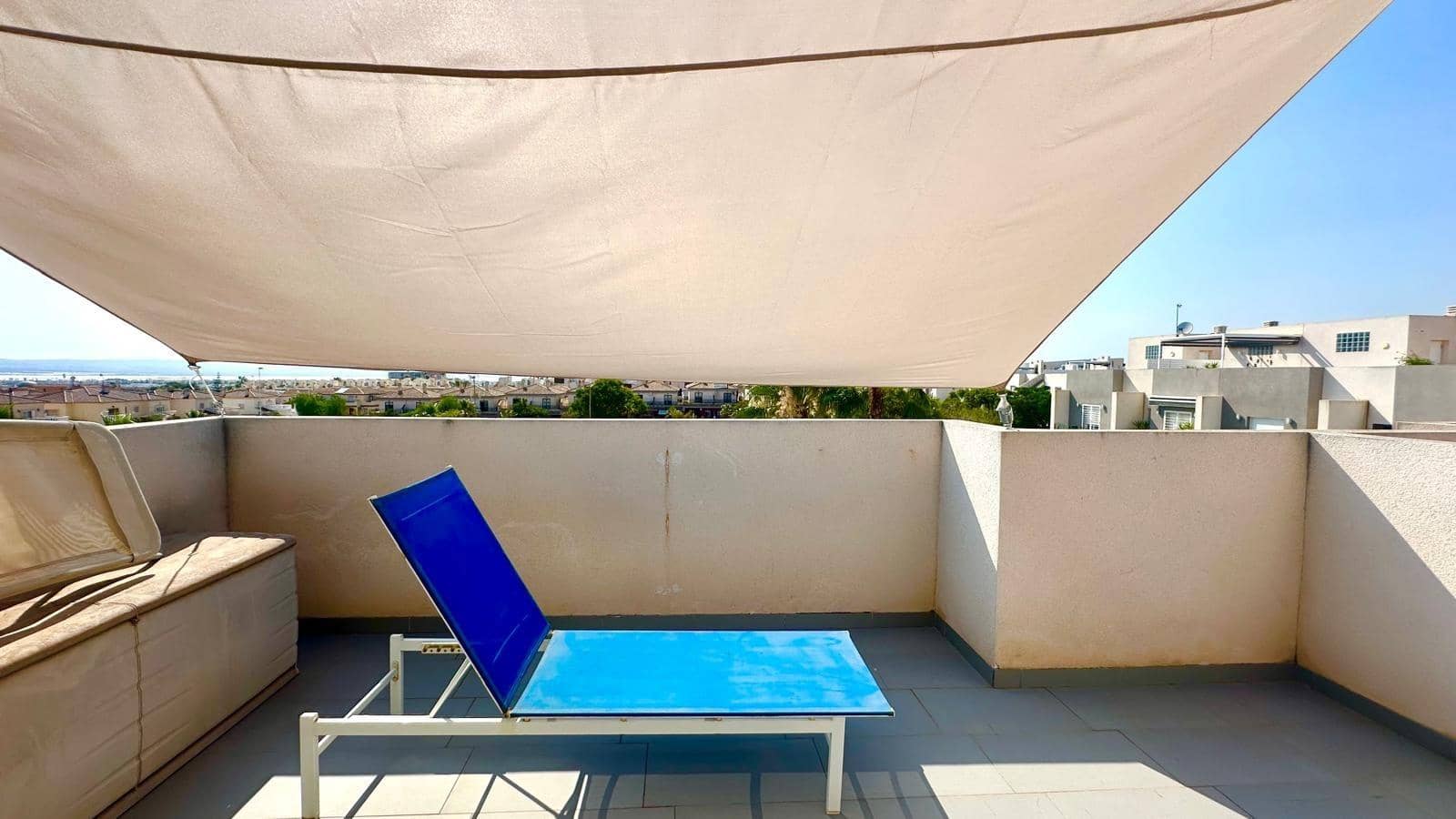 2 bedroom Terraced Villa for sale in Torrevieja with pool - € 274,900 (Ref: 9831425)