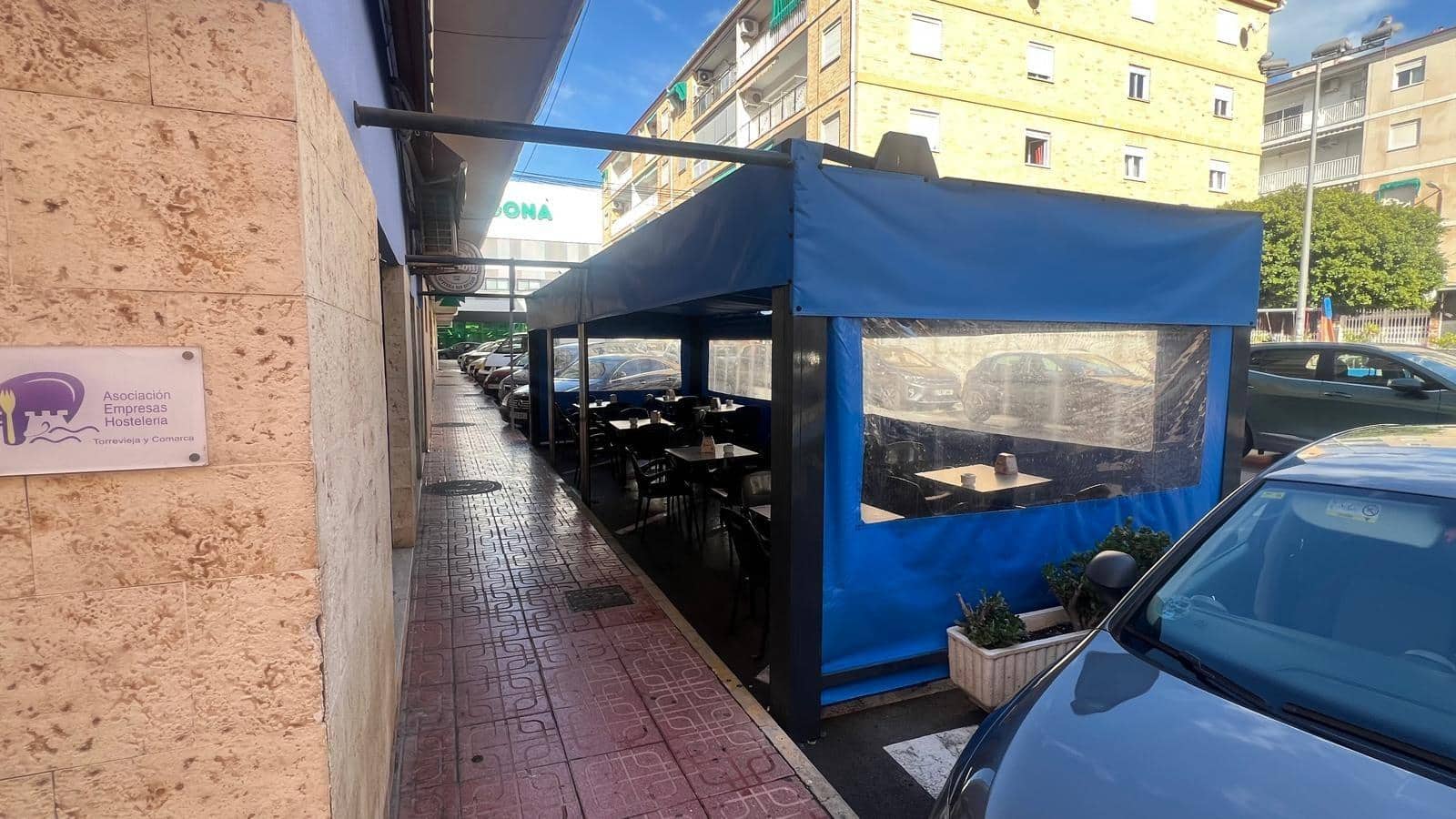 Komercyjne na sprzedaż w Torrevieja - 179 900 € (Ref: 9831428)