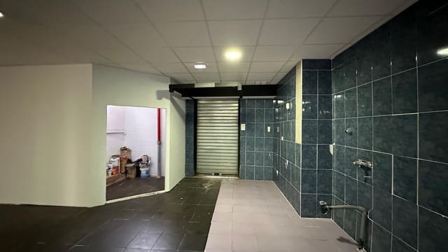 Kommersiell till salu i Torrevieja - 419 900 € (Ref: 9831456)