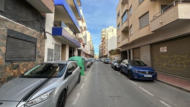 Kommersiell till salu i Torrevieja - 419 900 € (Ref: 9831456)