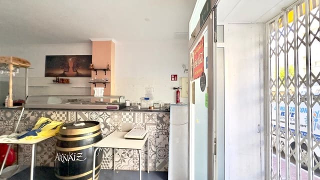 Komercyjne na sprzedaż w Torrevieja - 159 900 € (Ref: 9831480)