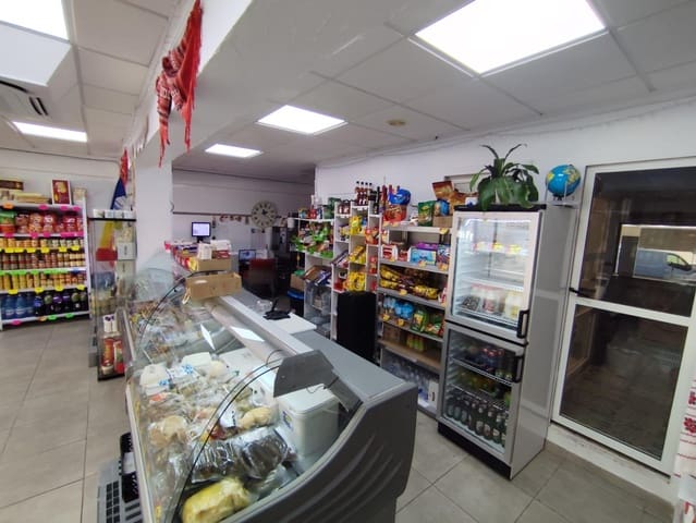 4 soverom Kommersiell til salgs i Torrevieja - € 249 900 (Ref: 9831510)
