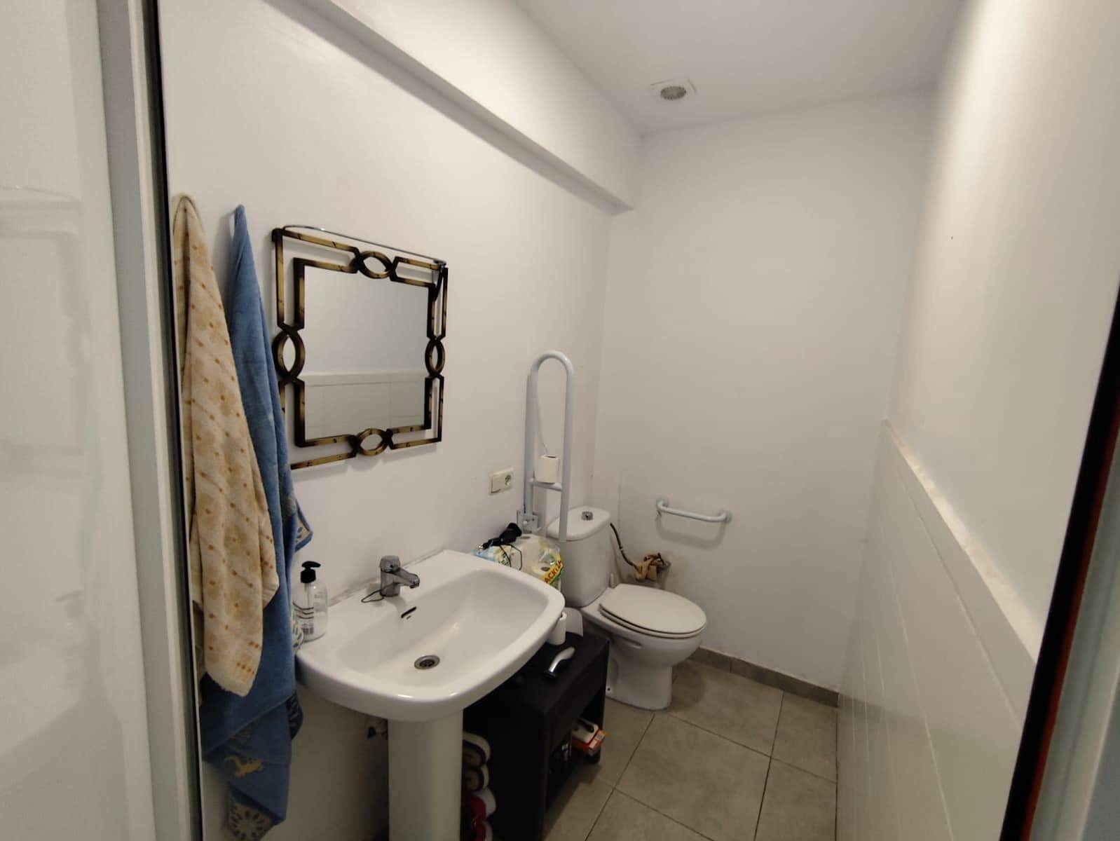 4 quarto Comercial para venda em Torrevieja - 249 900 € (Ref: 9831511)