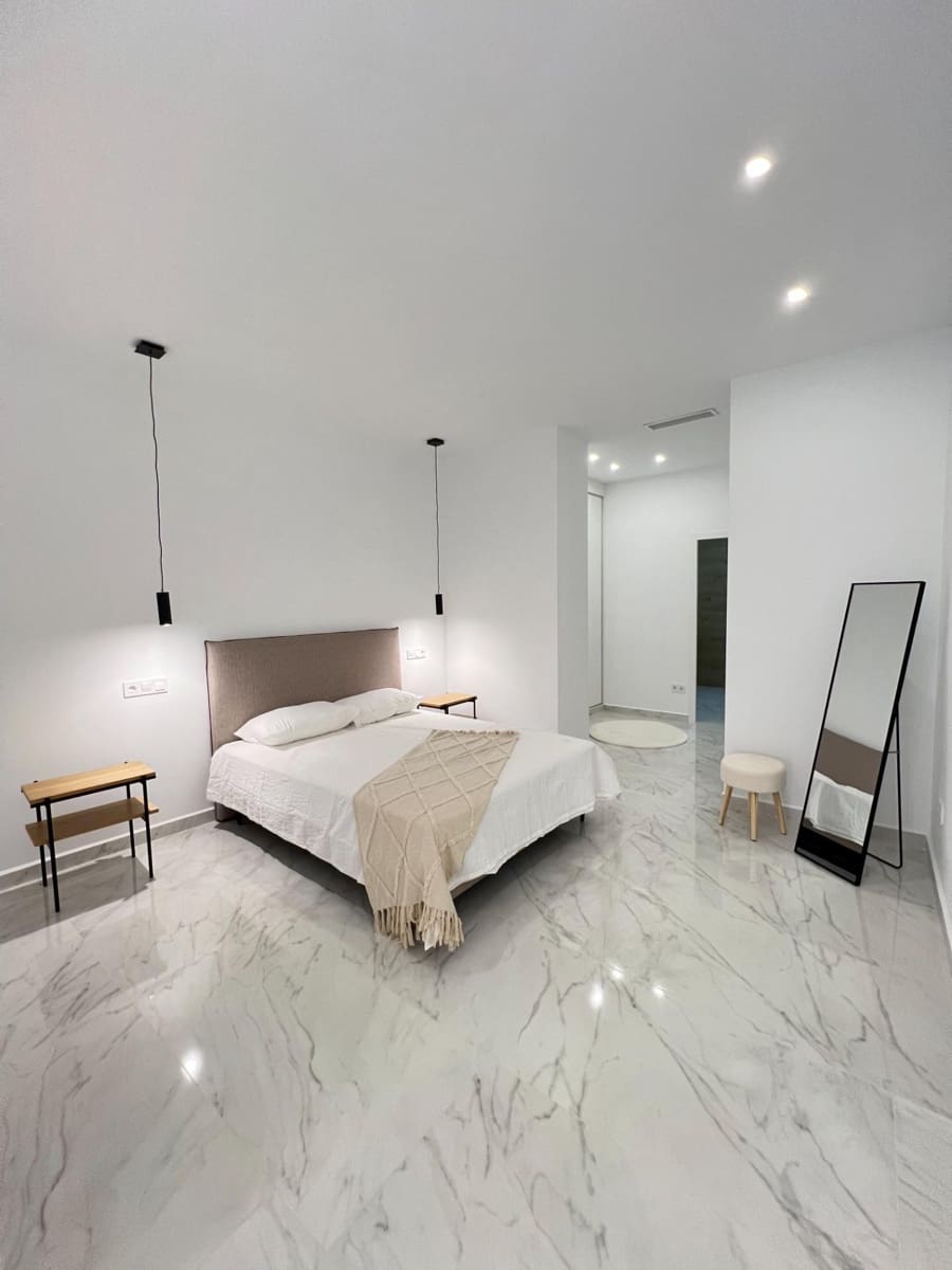 2 Zimmer Apartment zu verkaufen in Torrevieja - 269.000 € (Ref: 9831512)