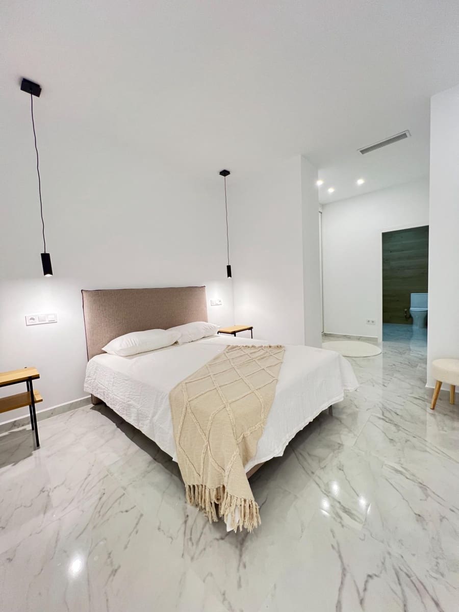 2 Zimmer Apartment zu verkaufen in Torrevieja - 269.000 € (Ref: 9831512)