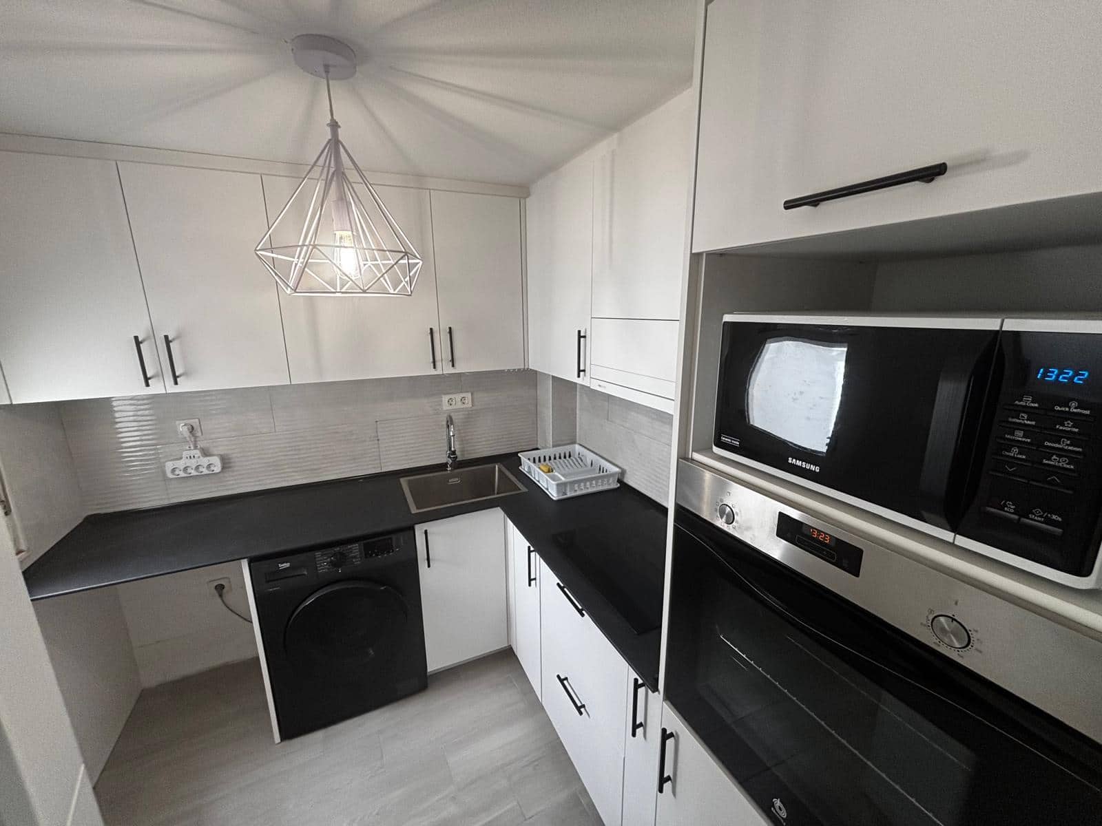 2 bedroom Apartment for sale in Guardamar del Segura - € 175,000 (Ref: 9846227)