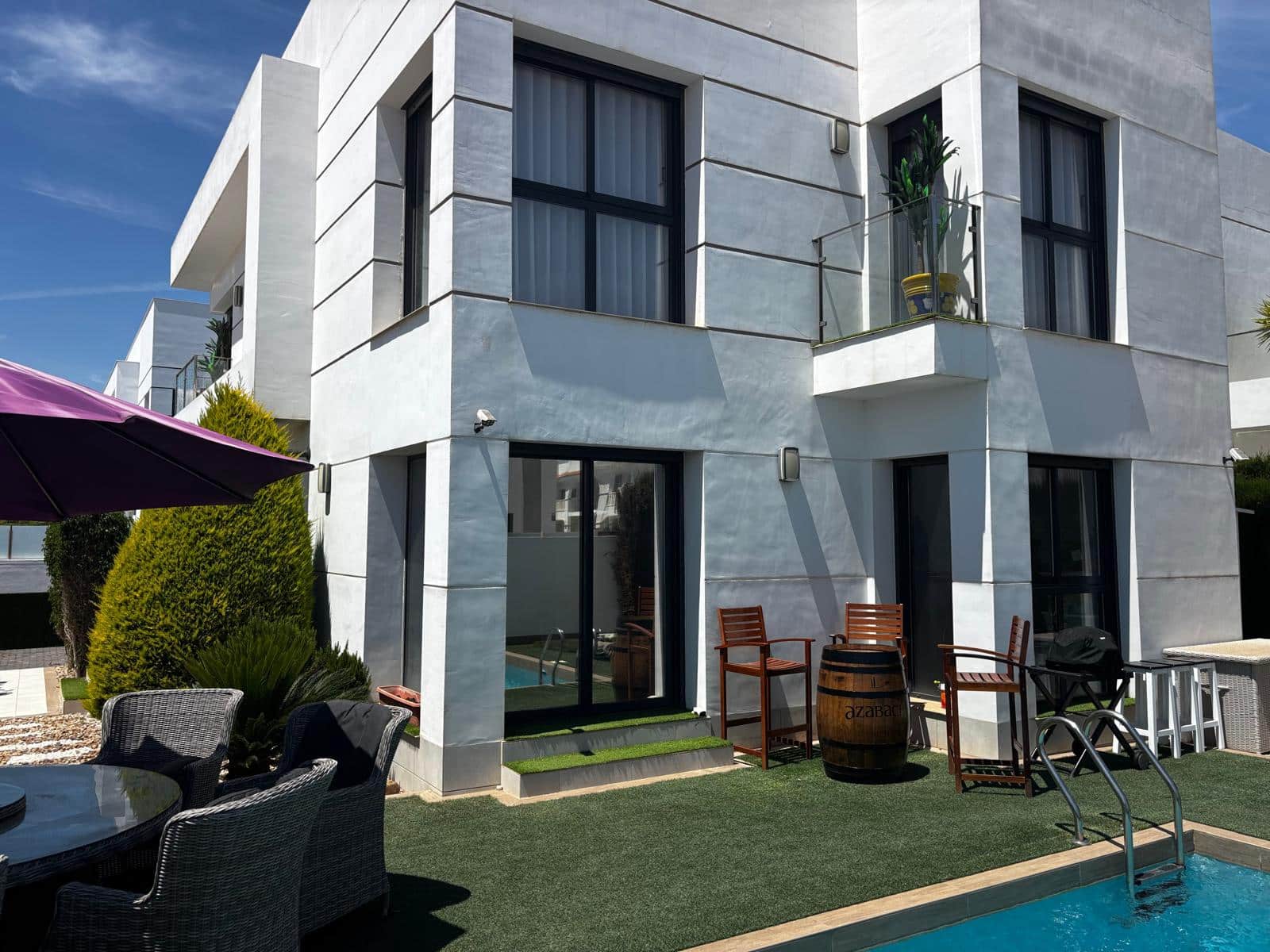 4 makuuhuone Huvila myytävänä paikassa Ciudad Quesada mukana uima-altaan - 549 000 € (Ref: 9846231)
