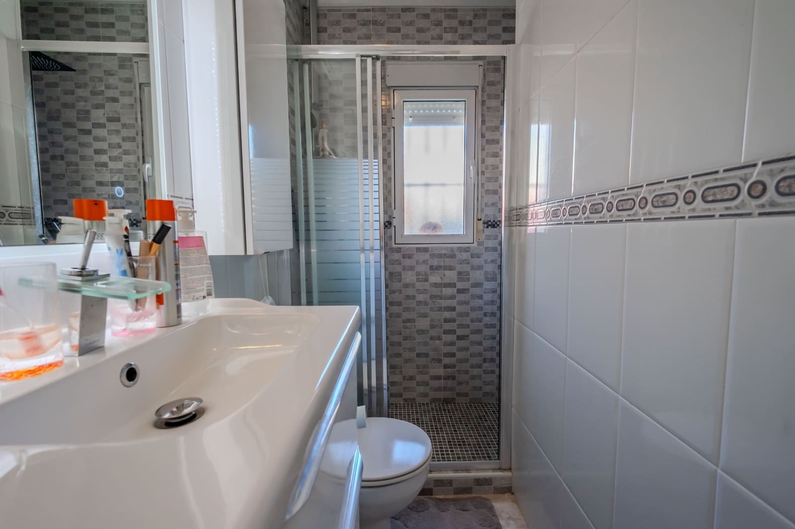 2 slaapkamer Halfvrijstaande villa te koop in Ciudad Quesada met zwembad - € 225.000 (Ref: 9847601)