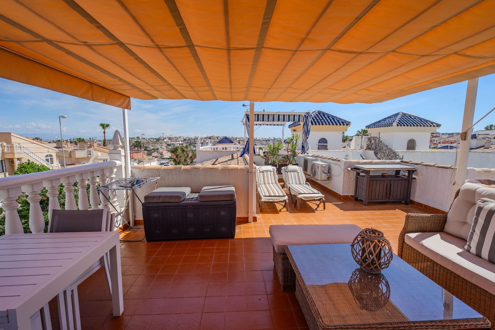 2 slaapkamer Halfvrijstaande villa te koop in Ciudad Quesada met zwembad - € 225.000 (Ref: 9847601)