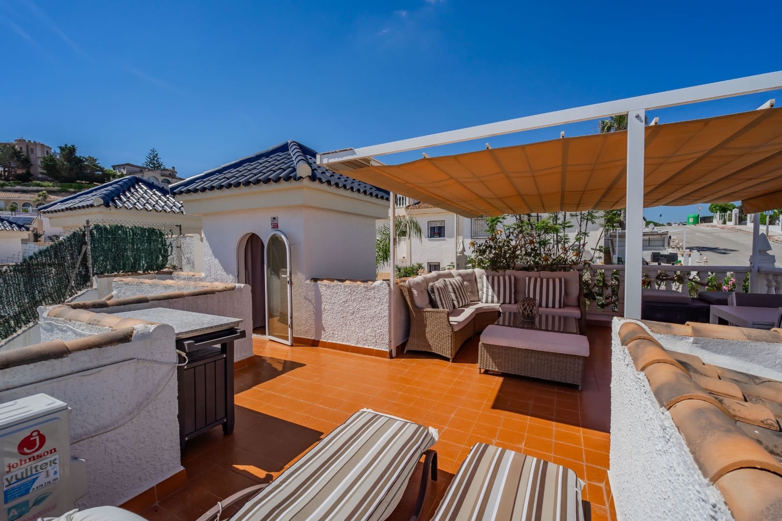 2 slaapkamer Halfvrijstaande villa te koop in Ciudad Quesada met zwembad - € 225.000 (Ref: 9847601)