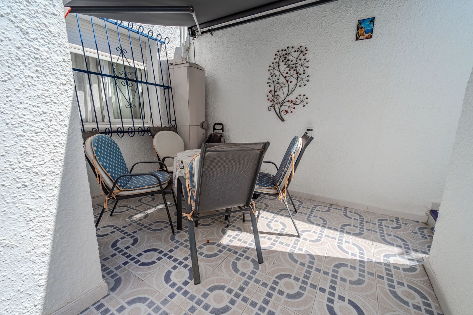 2 slaapkamer Halfvrijstaande villa te koop in Ciudad Quesada met zwembad - € 225.000 (Ref: 9847601)