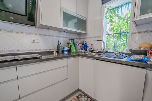 2 slaapkamer Halfvrijstaande villa te koop in Ciudad Quesada, Rojales met zwembad - € 225.000 (Ref: 9847601)