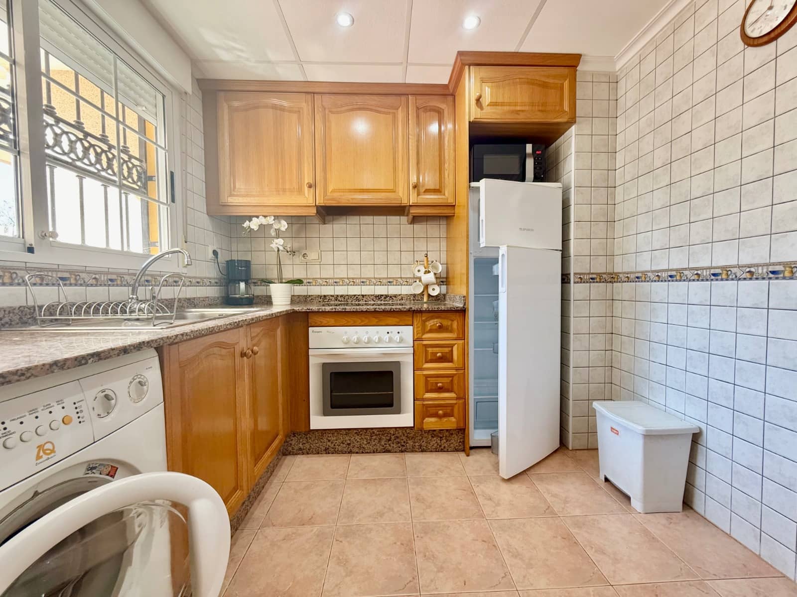 3 slaapkamer Halfvrijstaande villa te koop in Guardamar del Segura met zwembad garage - € 185.000 (Ref: 9847605)