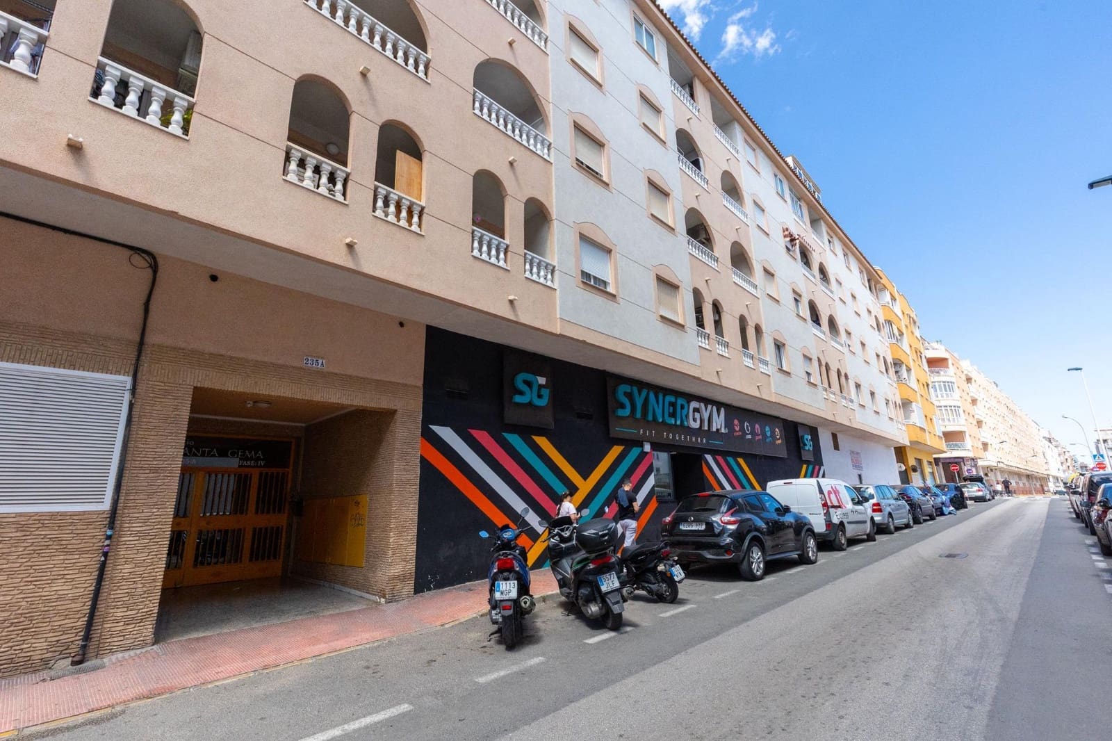 Studio til salgs i Torrevieja med svømmebasseng - € 99 900 (Ref: 9847618)