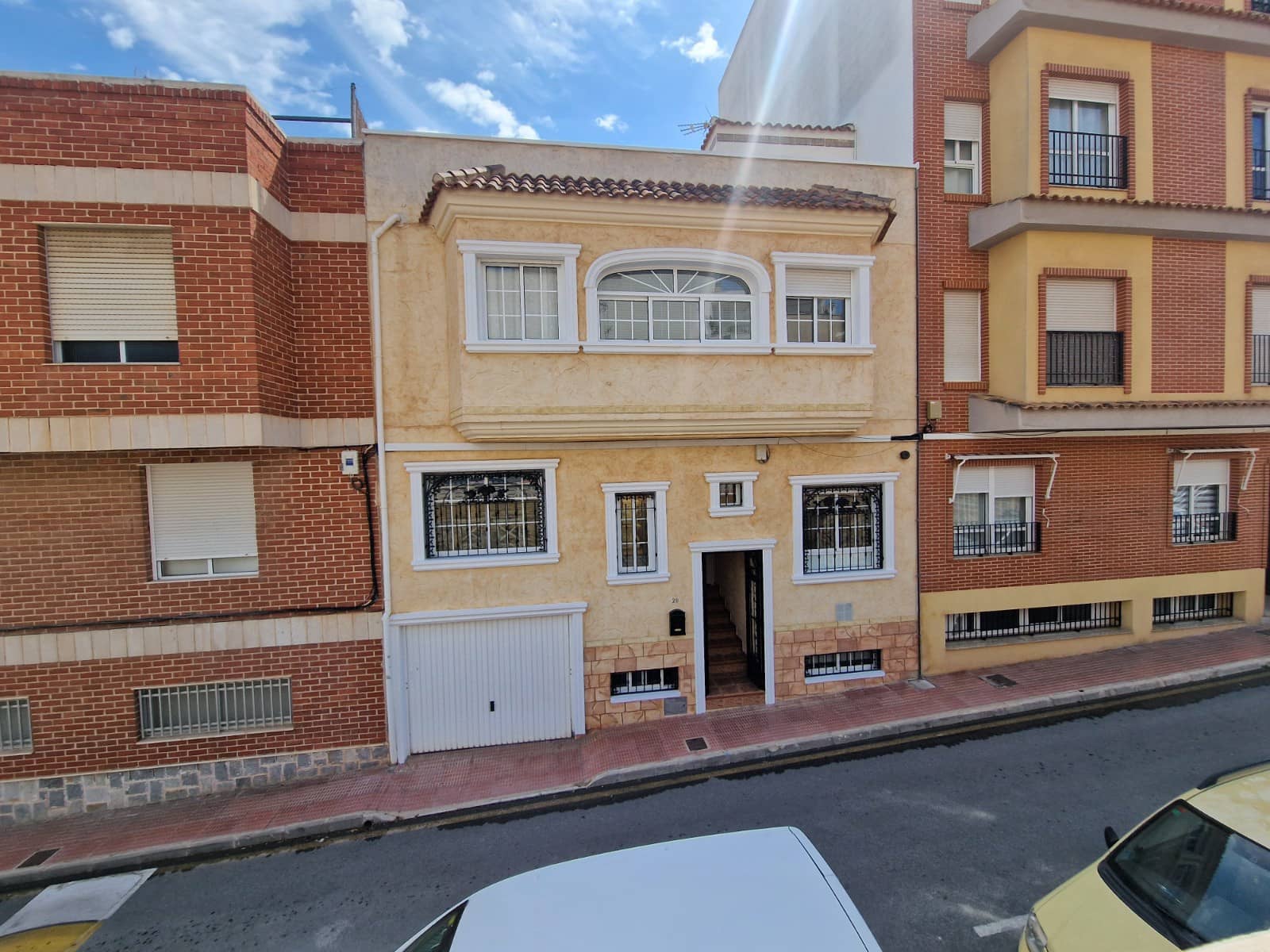 4 chambre Maison de Ville à vendre à Guardamar del Segura - 345 000 € (Ref: 9847652)