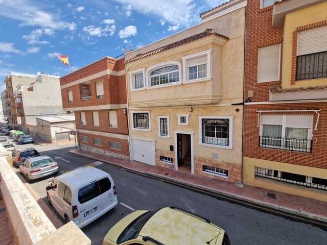 4 soverom Hus til salgs i Guardamar del Segura - € 345 000 (Ref: 9847652)