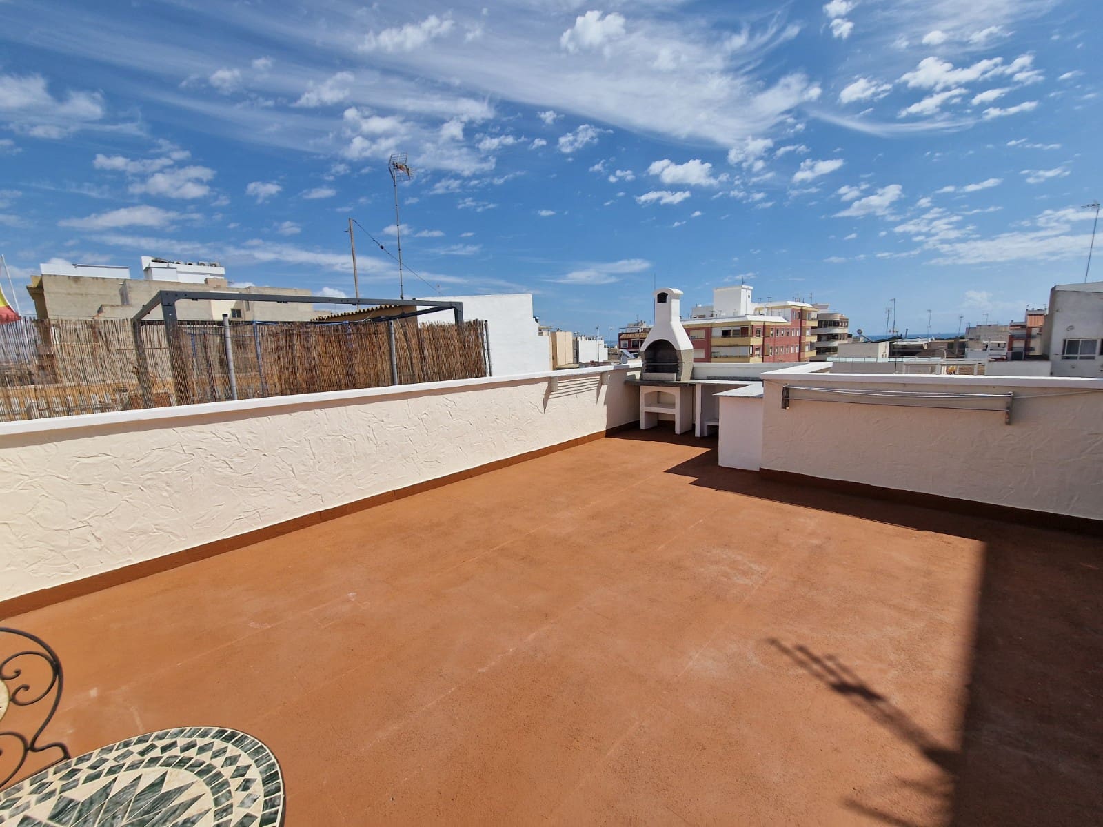 4 chambre Maison de Ville à vendre à Guardamar del Segura - 345 000 € (Ref: 9847652)