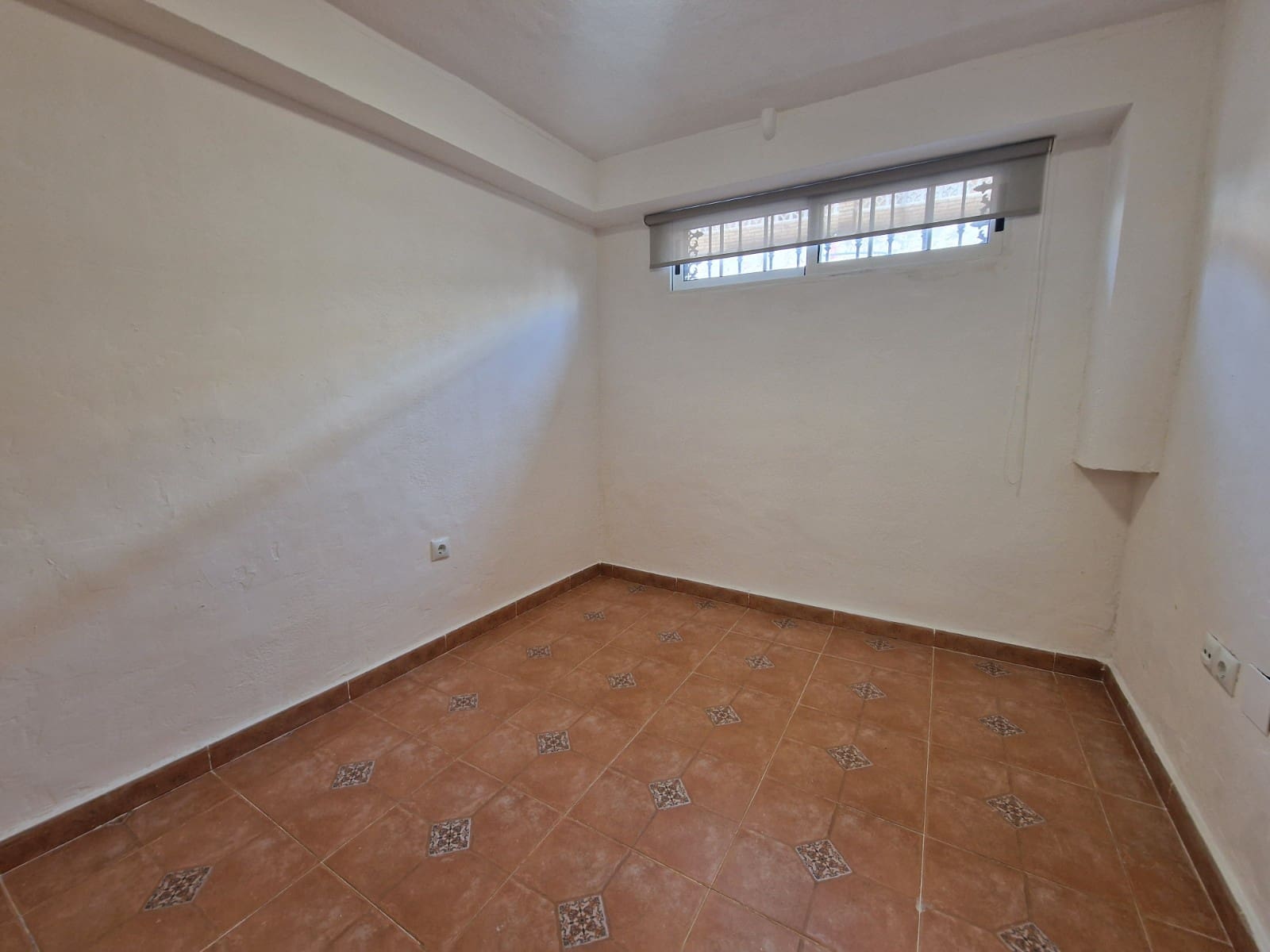 4 chambre Maison de Ville à vendre à Guardamar del Segura - 345 000 € (Ref: 9847652)
