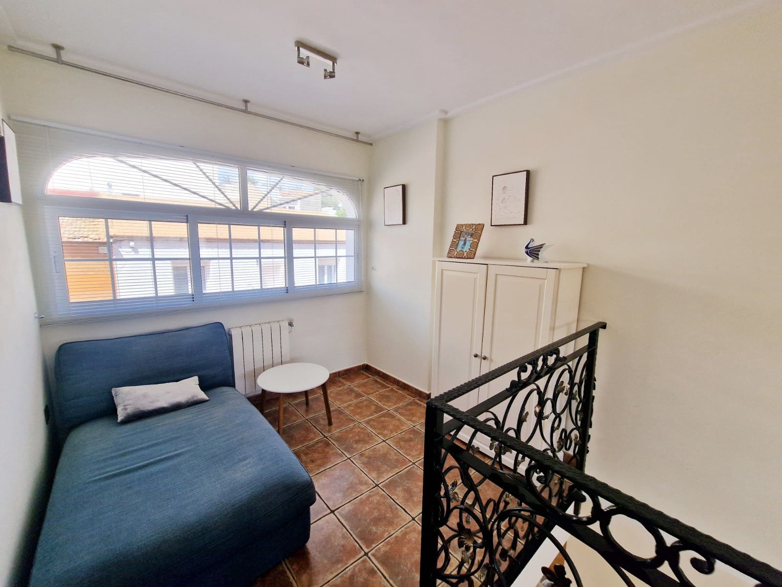 4 chambre Maison de Ville à vendre à Guardamar del Segura - 345 000 € (Ref: 9847652)