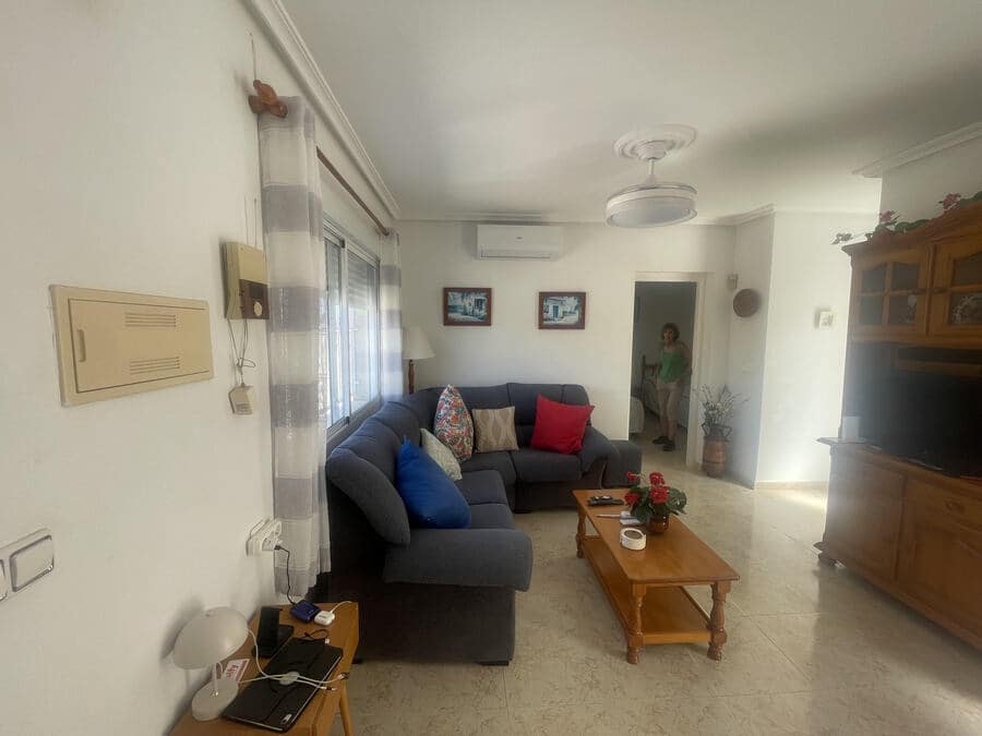 Bungalow de 2 habitaciones en Ciudad Quesada en venta con piscina - 190.000 € (Ref: 9851752)