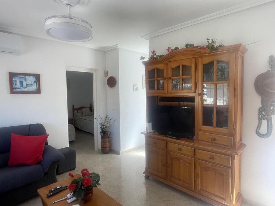 Bungalow de 2 habitaciones en Ciudad Quesada en venta con piscina - 190.000 € (Ref: 9851752)