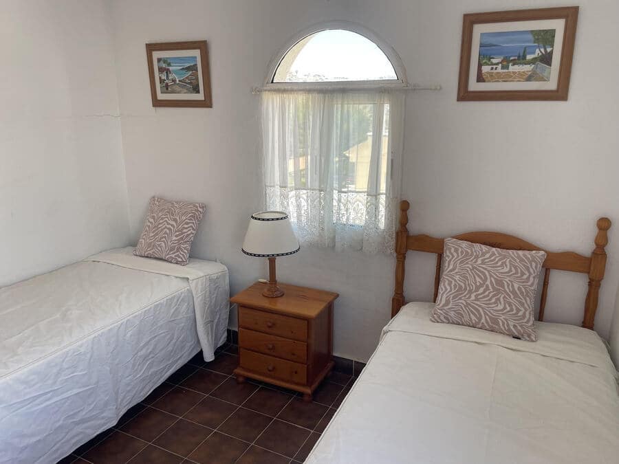 Bungalow de 2 habitaciones en Ciudad Quesada en venta con piscina - 190.000 € (Ref: 9851752)