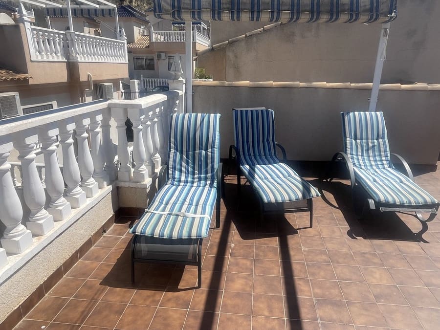 Bungalow de 2 habitaciones en Ciudad Quesada en venta con piscina - 190.000 € (Ref: 9851752)