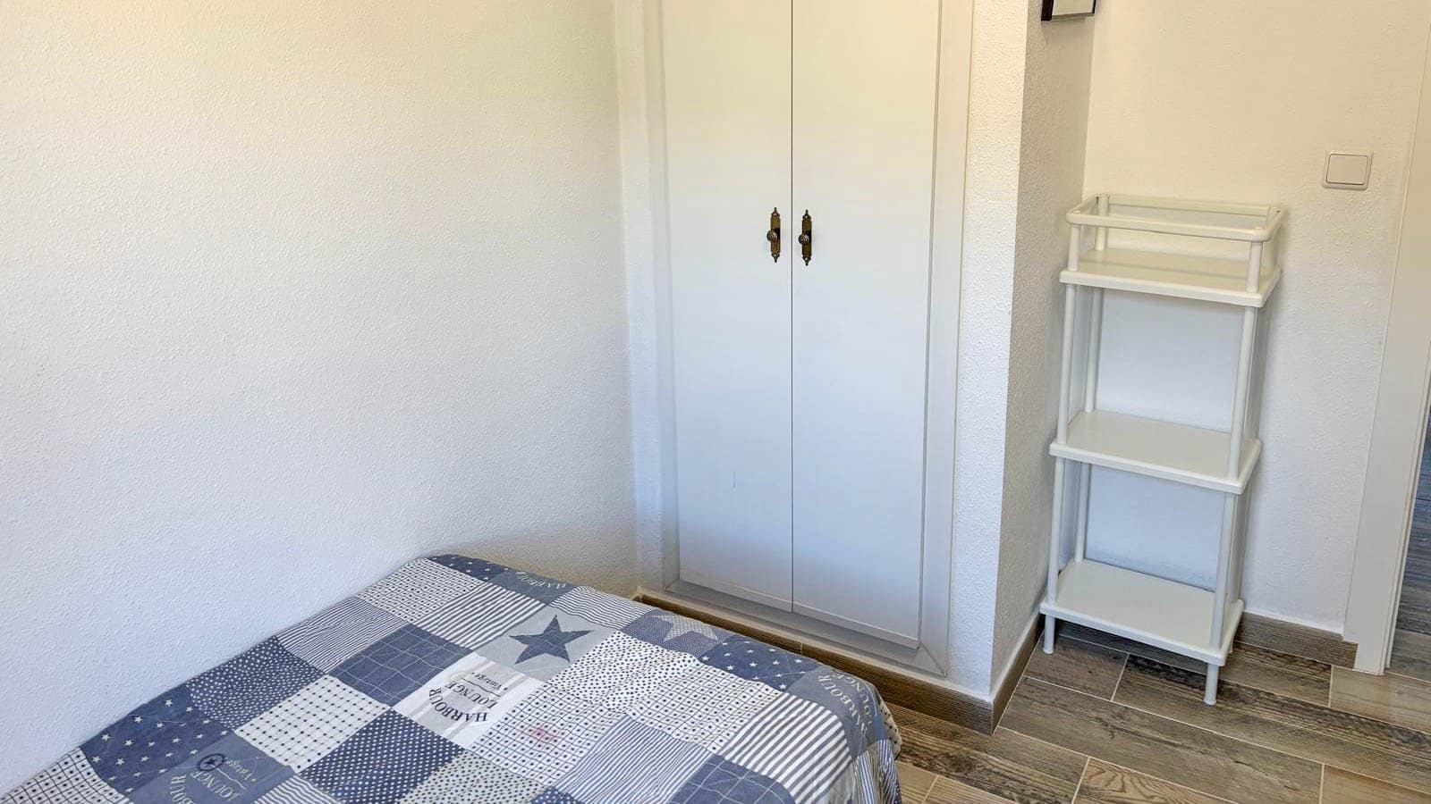 2 soveværelse Penthouse til salg i Torrevieja med garage - € 195.000 (Ref: 9858244)
