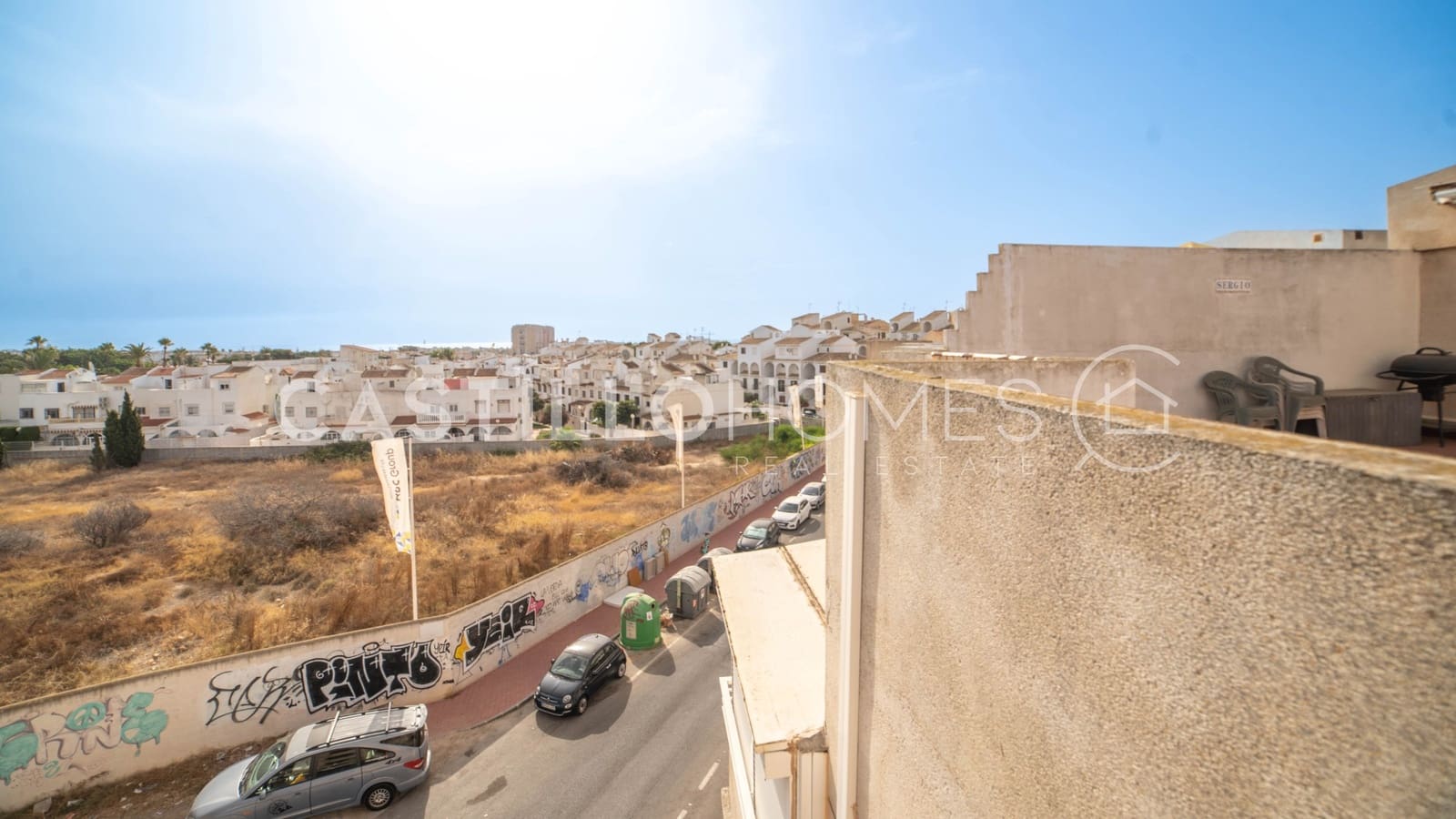 Ático de 2 habitaciones en Torrevieja en venta con piscina - 184.900 € (Ref: 9858244)