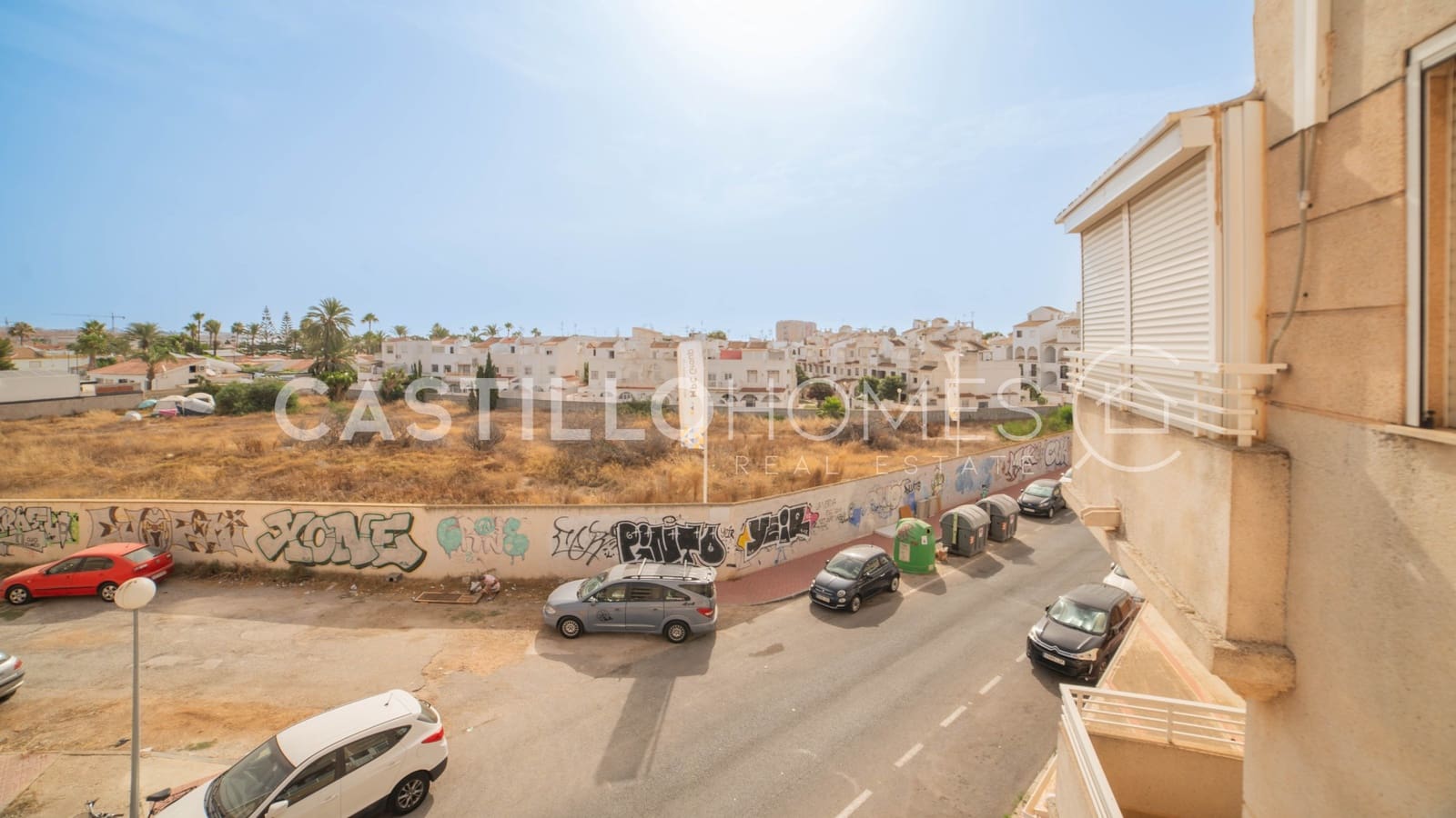 Ático de 2 habitaciones en Torrevieja en venta con piscina - 184.900 € (Ref: 9858244)