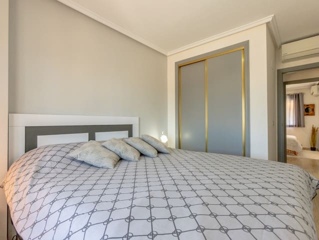 2 bedroom Bungalow for sale in Orihuela Costa, Orihuela with pool - € 209,000 (Ref: 9858248)