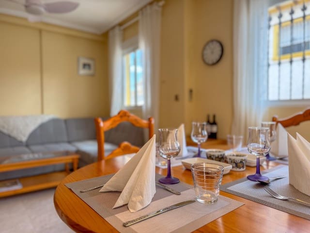 2 soverom Kjedet enebolig til salgs i Orihuela Costa, Orihuela med svømmebasseng - € 209 000 (Ref: 9858249)