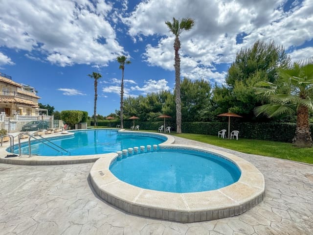 2 soverom Kjedet enebolig til salgs i Orihuela Costa, Orihuela med svømmebasseng - € 209 000 (Ref: 9858249)