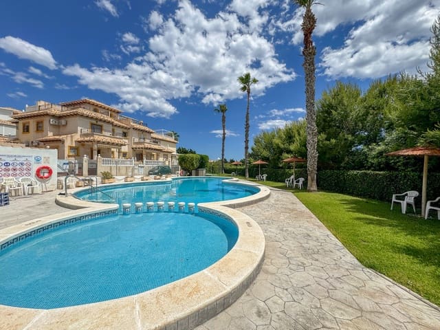 2 soverom Kjedet enebolig til salgs i Orihuela Costa, Orihuela med svømmebasseng - € 209 000 (Ref: 9858249)