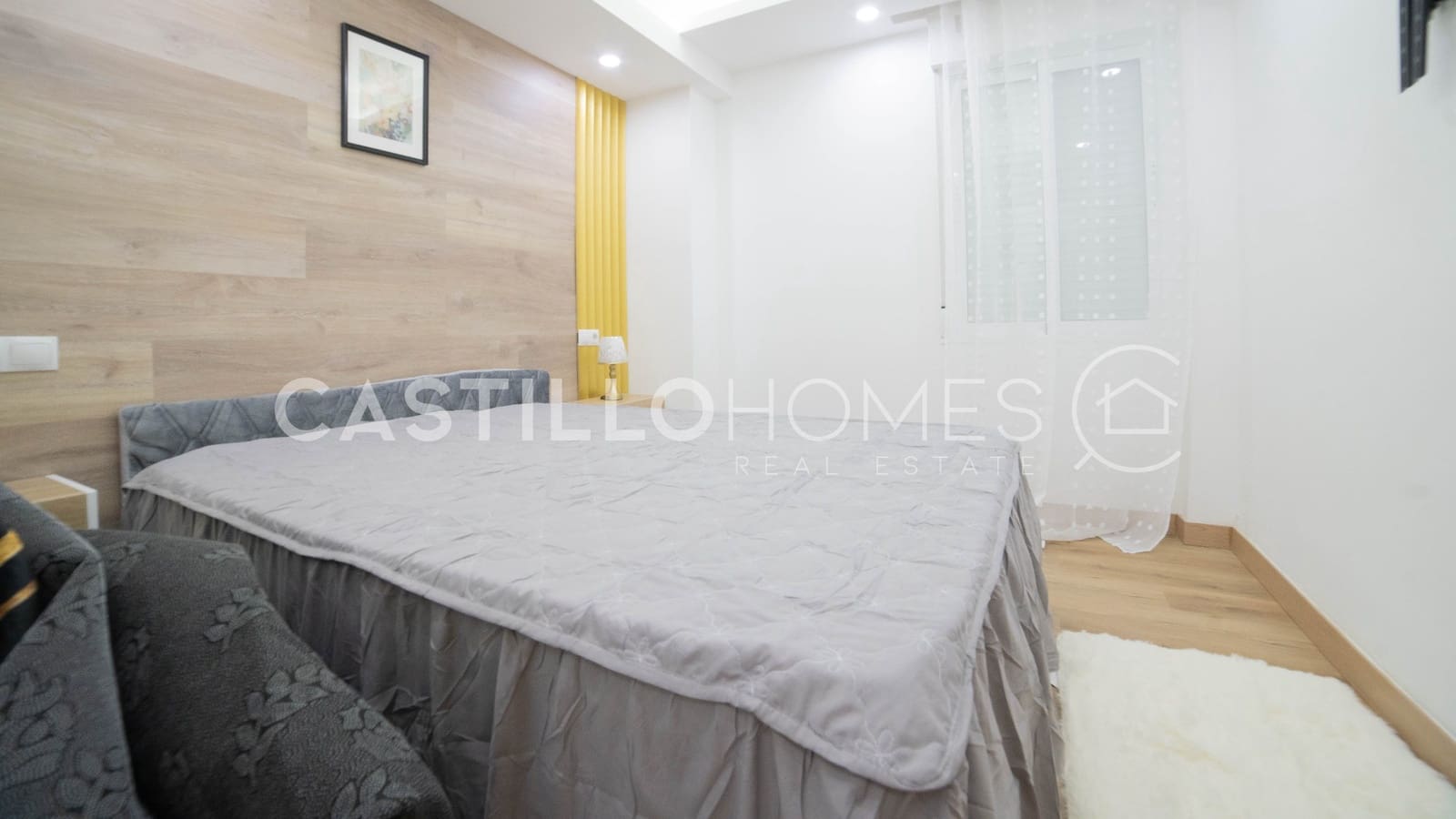 Apartamento de 4 habitaciones en Torrevieja en venta - 285.000 € (Ref: 9858253)