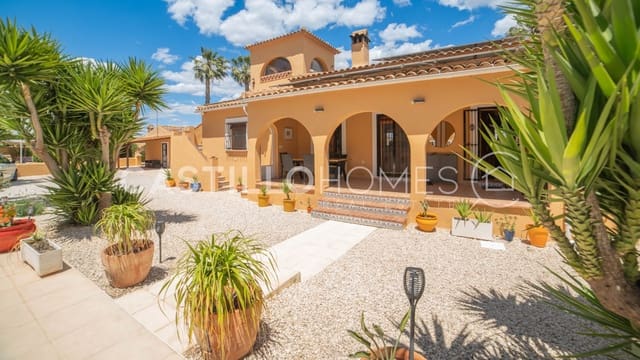 3 soverom Villa til salgs i Rafal med svømmebasseng garasje - € 649 990 (Ref: 9858260)