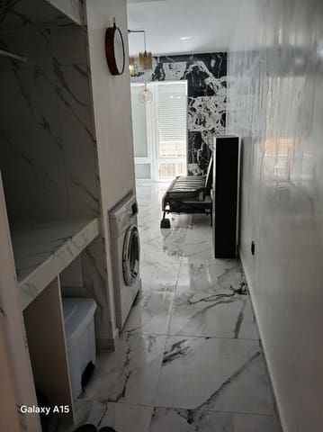 Studio til salgs i Torrevieja - € 139 900 (Ref: 9860383)