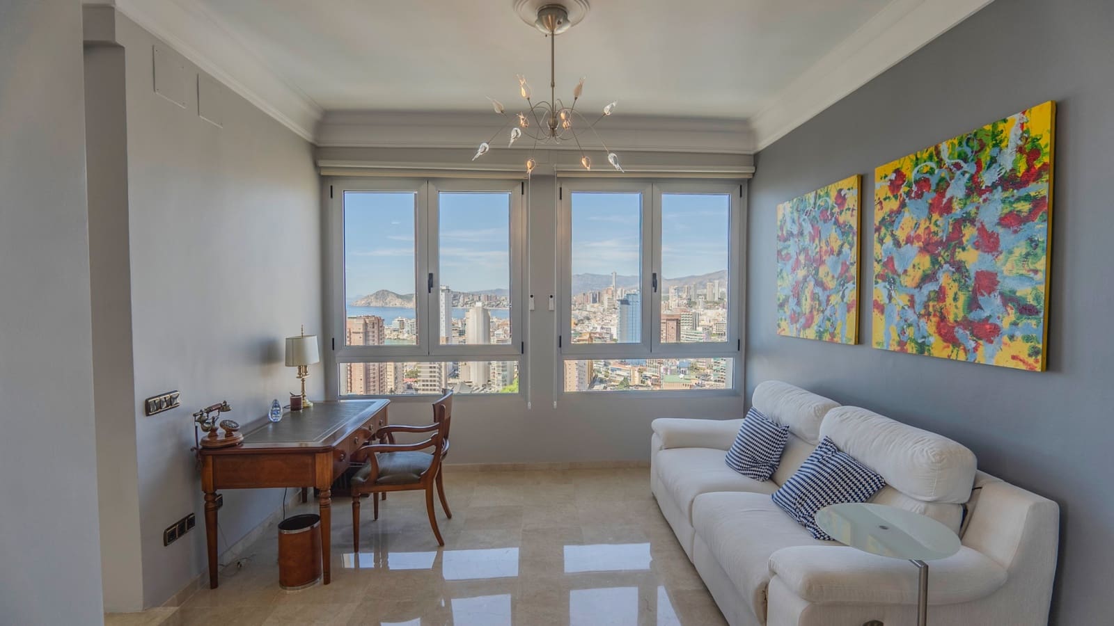 5 sypialnia Apartament na sprzedaż w Benidorm z basenem - 1 700 000 € (Ref: 9863818)