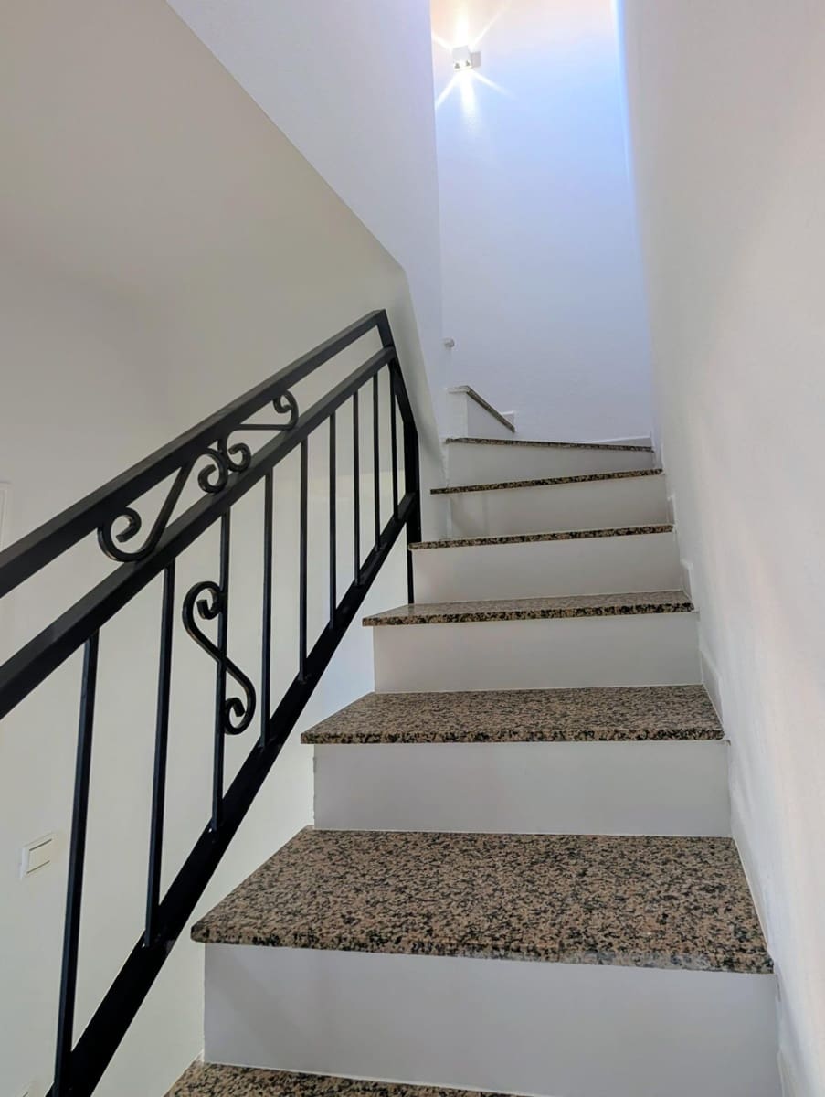 3 Zimmer Villa zu verkaufen in Orihuela Costa mit Pool - 259.000 € (Ref: 9867249)